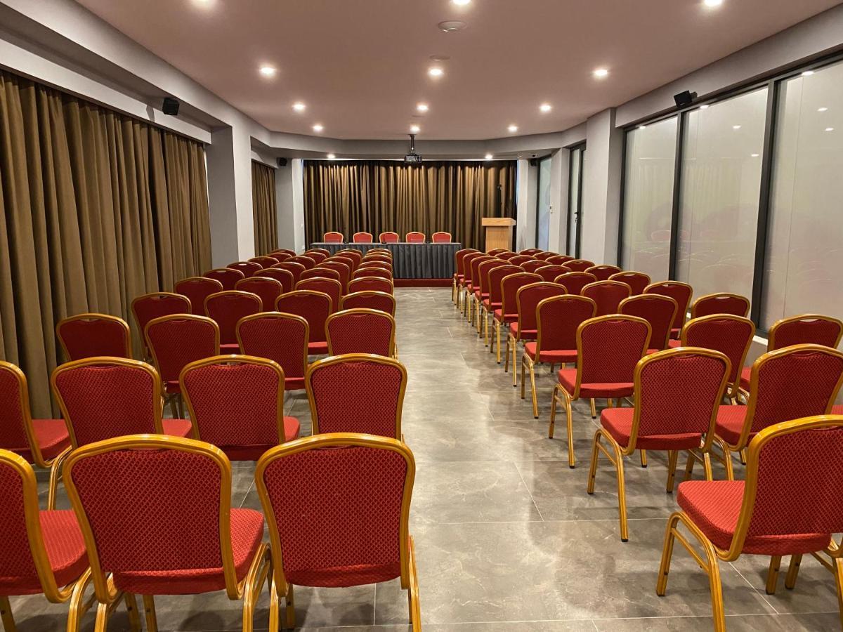 Eter Hotel Голем Екстер'єр фото